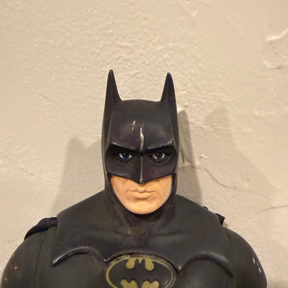 Vintage Batman Action Figure 12 Inch Tall Dark Knight Collectible Toy - Picture 5 of 8